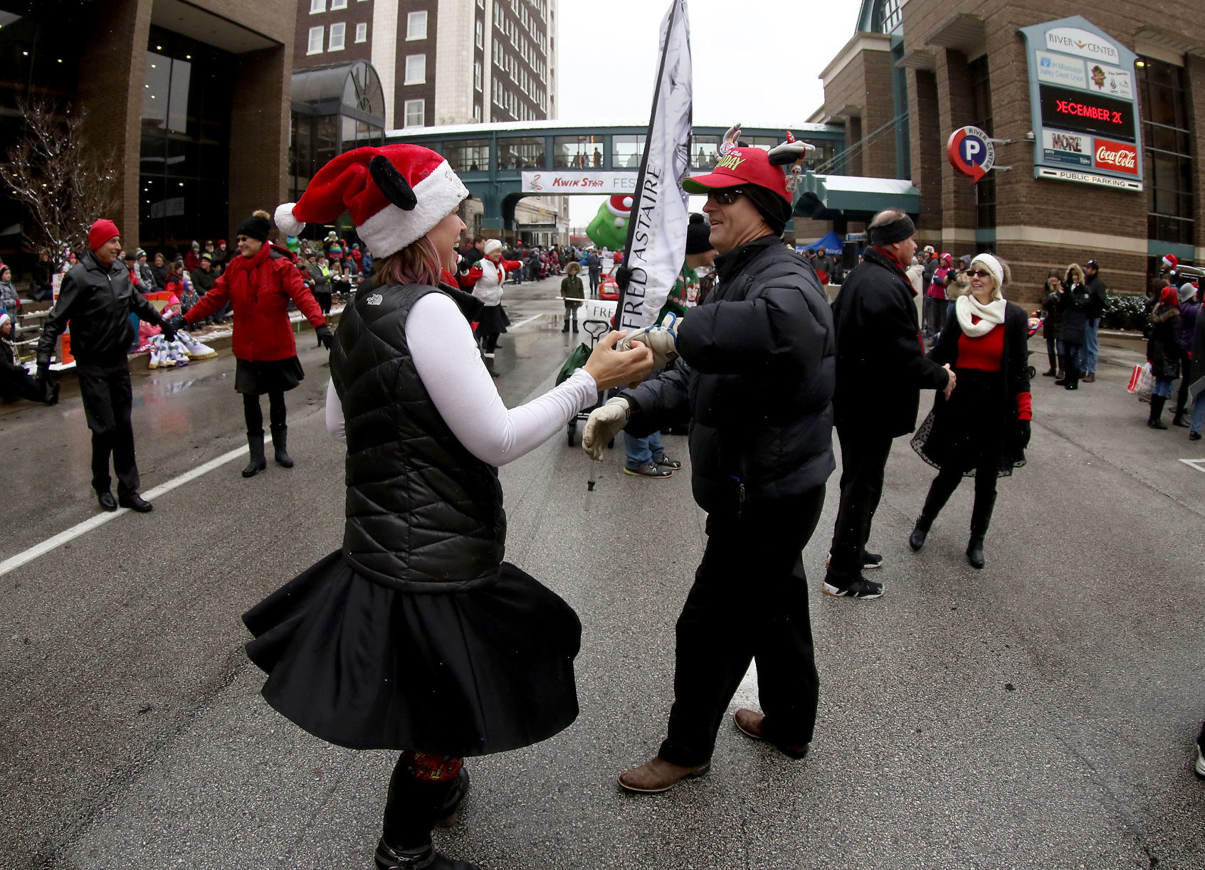 111718-qct-qca-parade-040